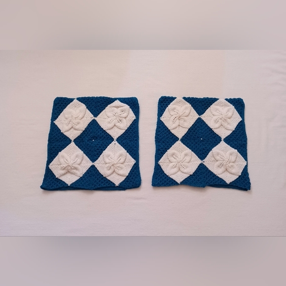 Holiday Christmas Hand Made Knitted Pillow Covers - Picture 5 of 12